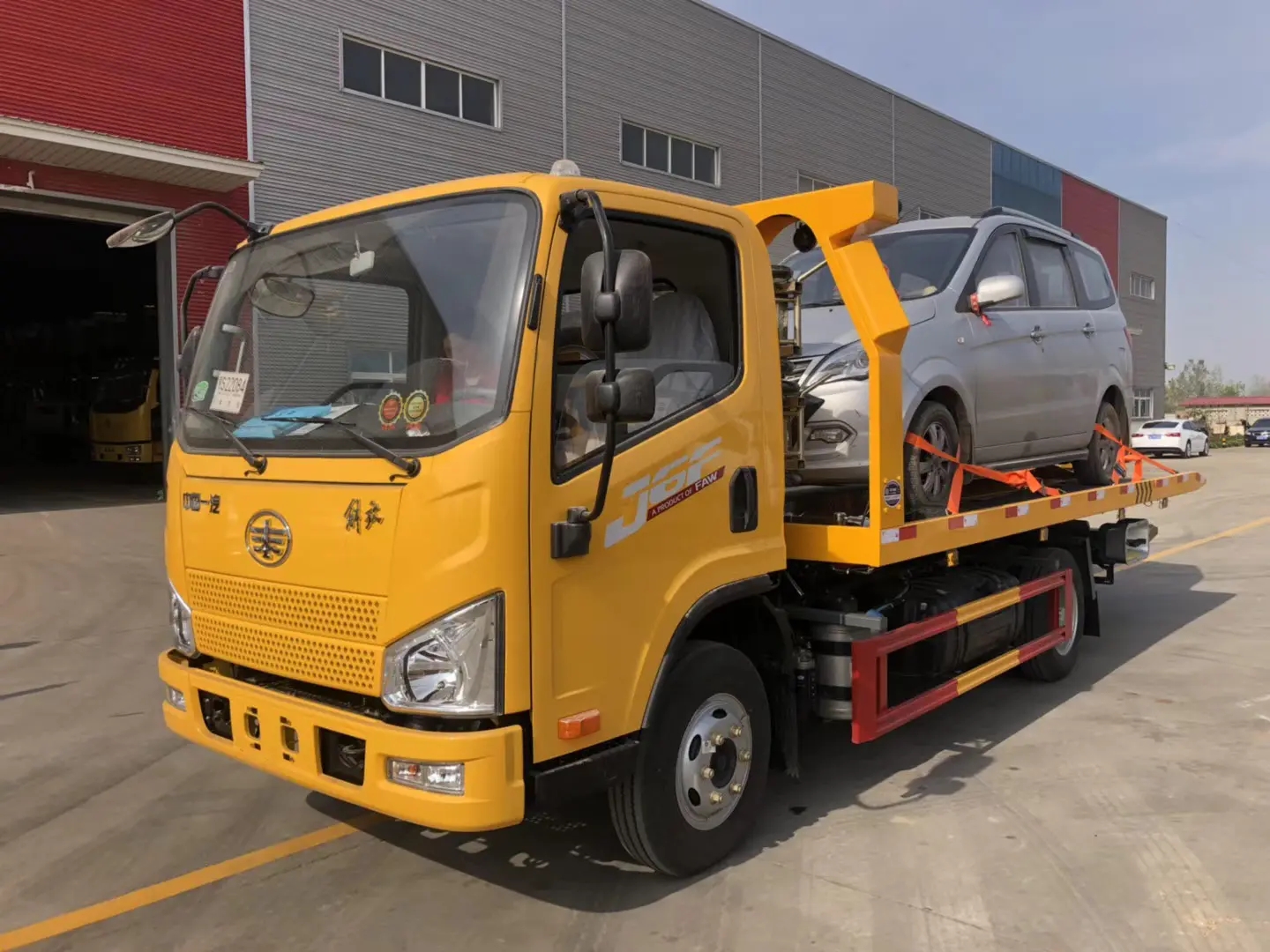 1742093049490608.jpg 拖车32.jpg